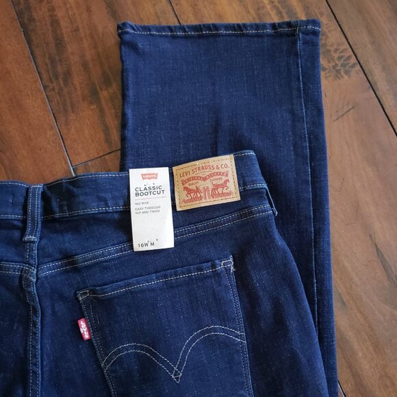 Levi's 415 Classic Boot Cut Sculpt Hypersoft Women Stretch Denim Jeans Size 16W - Picture 10 of 16